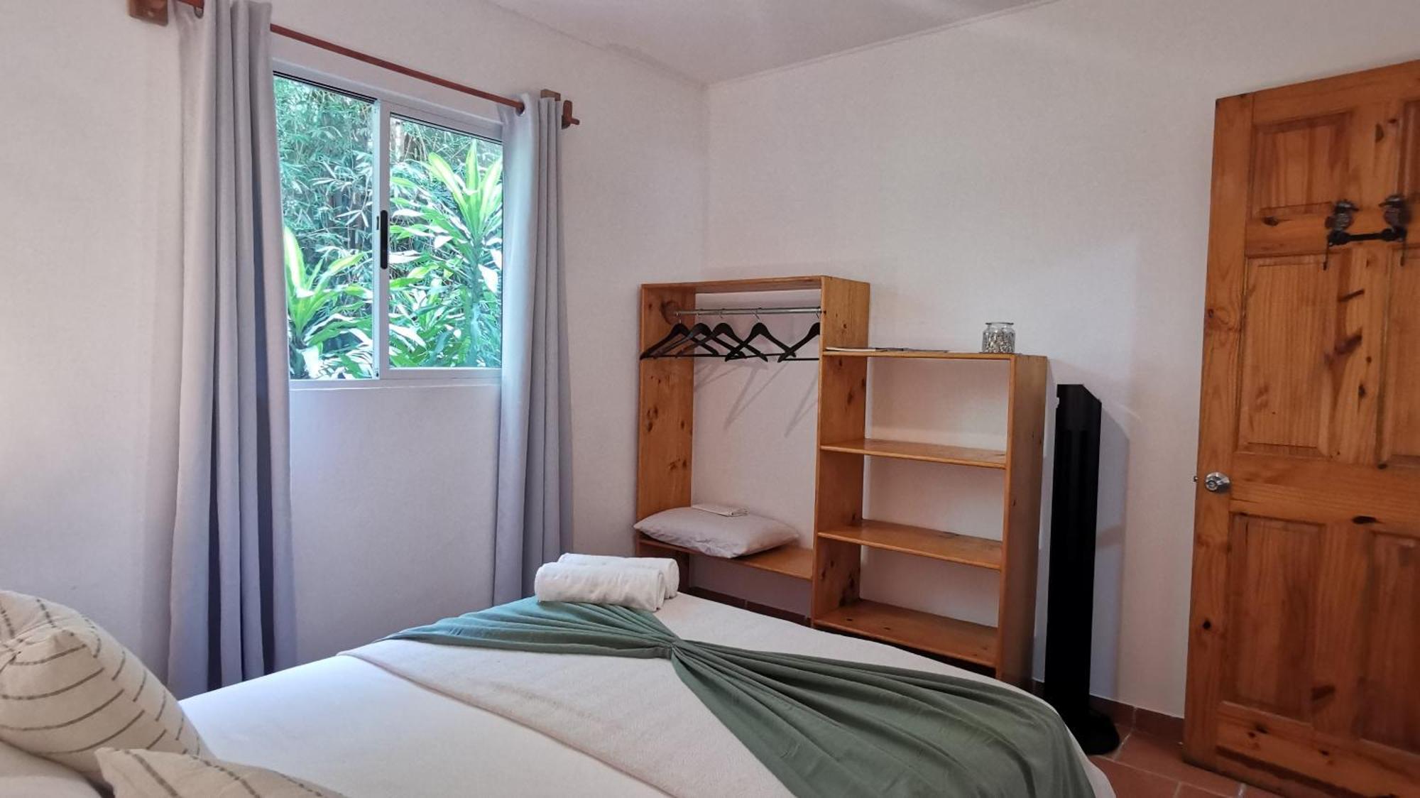 Colibri Apartments - 4 Min Walk To The Beach! Playa Santa Teresa  Kamer foto